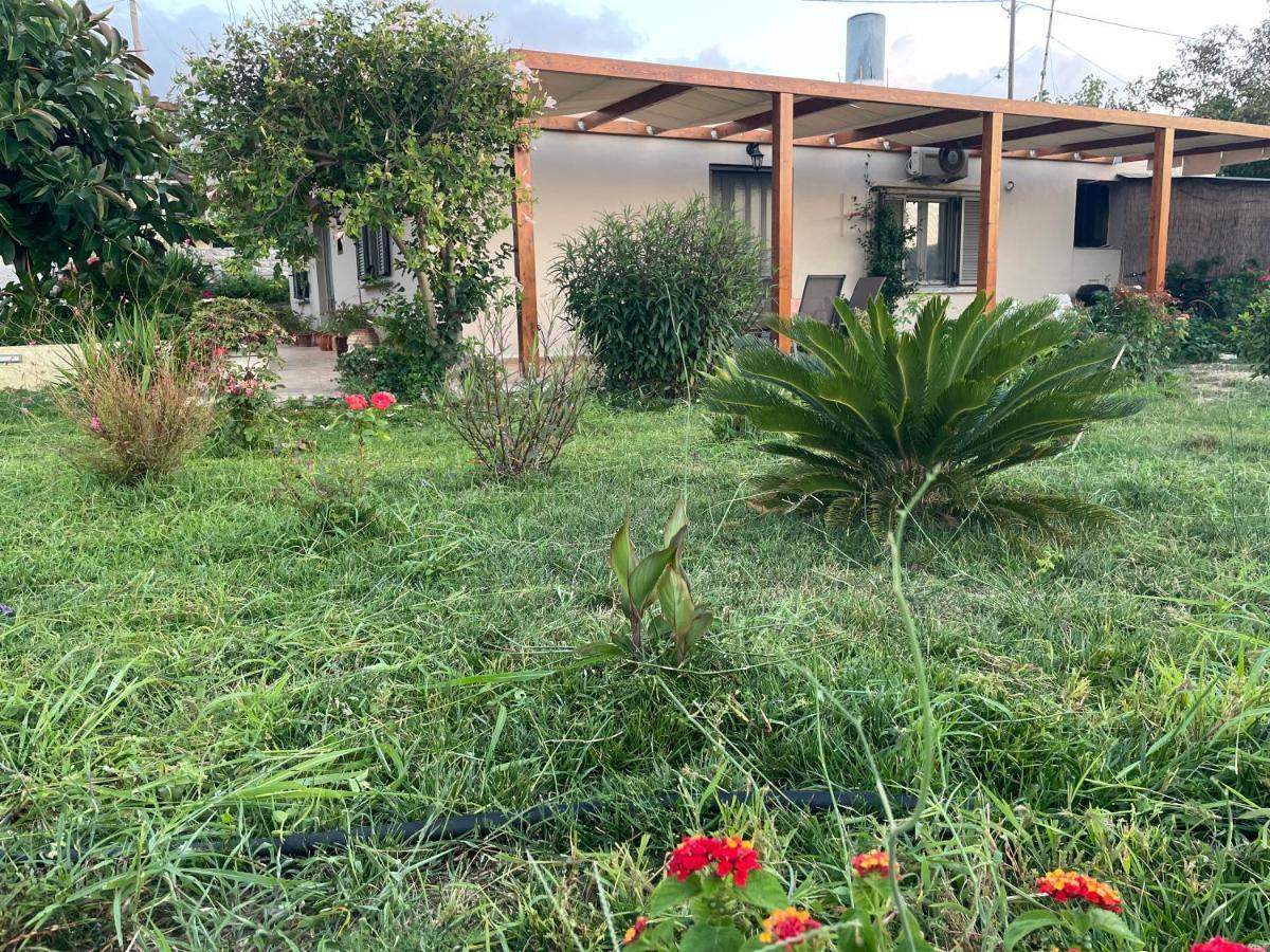 Chrissi'S House With Garden And Sea View Zerviana Villa Kissamos Luaran gambar