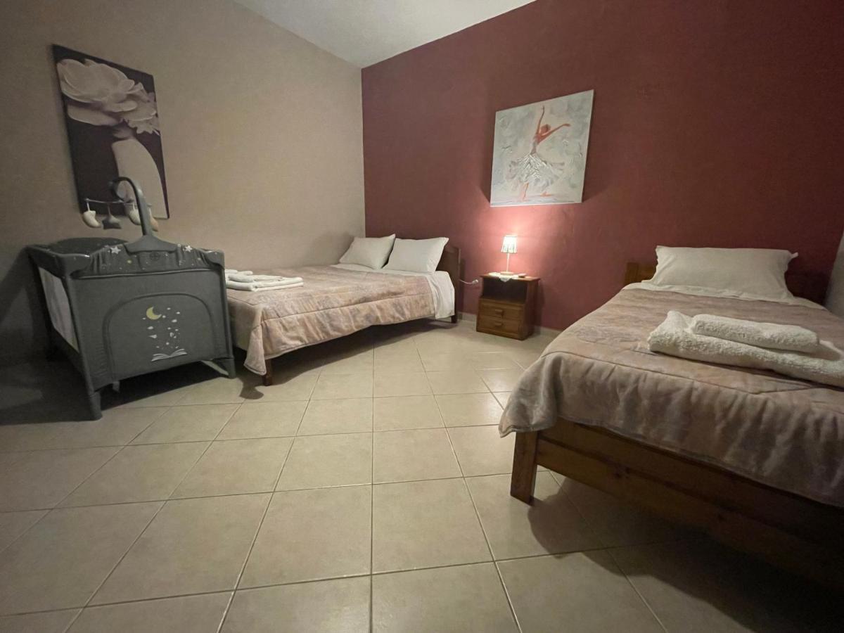 Chrissi'S House With Garden And Sea View Zerviana Villa Kissamos Luaran gambar