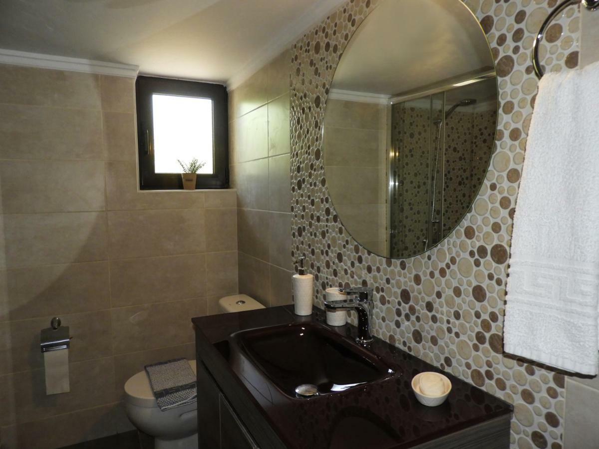 Chrissi'S House With Garden And Sea View Zerviana Villa Kissamos Luaran gambar
